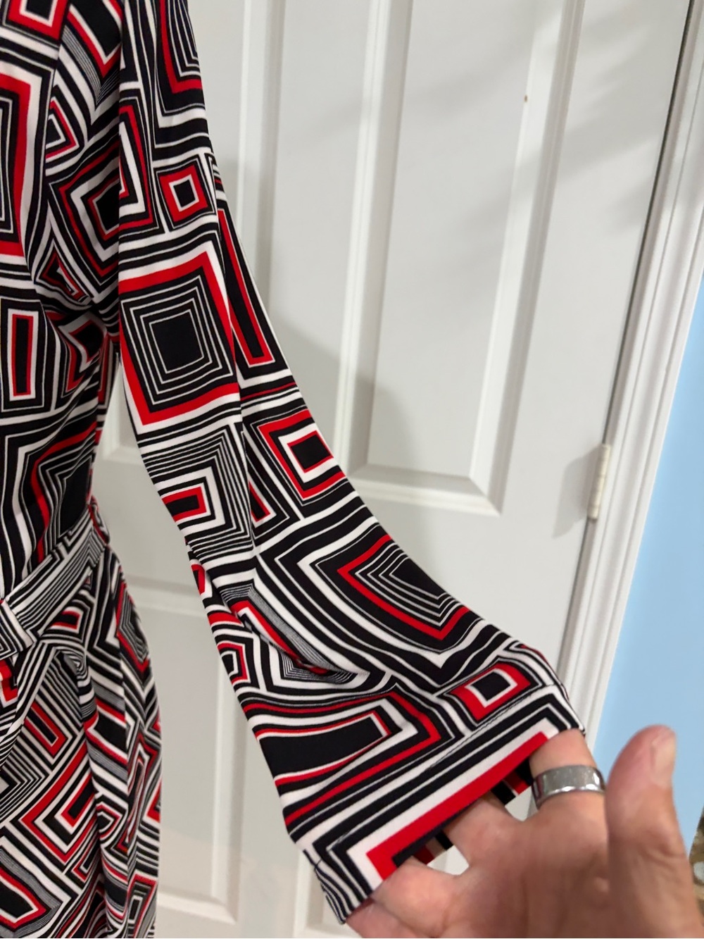 Anne Klein Red Black and White Geometric Midi Dress - Picture 7 of 11